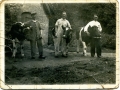 30er-jaren-Tabakschuur-li.-onb.-mi.-Frans-re.-Nol-Jansen